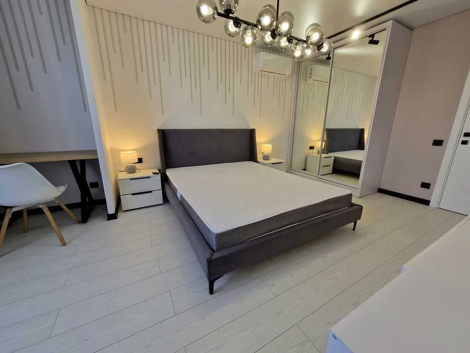 Apartment. Yakova Hnizdoskogo st., Lviv