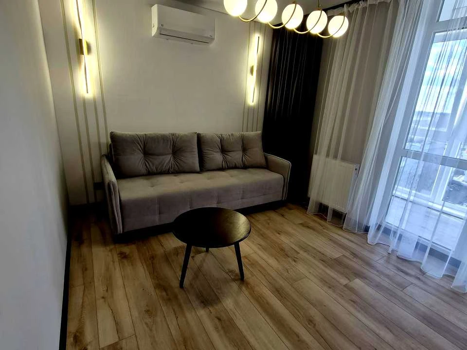 Apartment. Yakova Hnizdoskogo st., Lviv