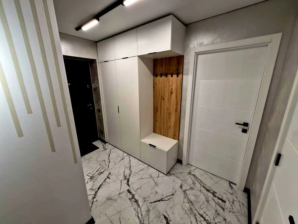 Apartment. Yakova Hnizdoskogo st., Lviv