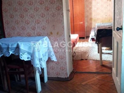 Квартира. Київ, Ольжича вул.