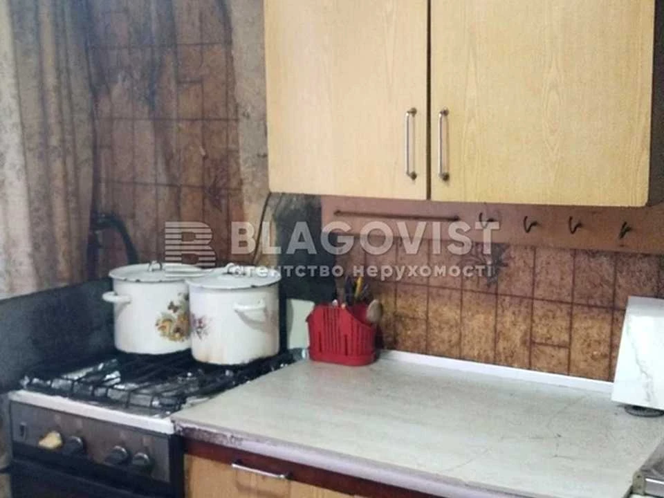 Квартира. Київ, Ольжича вул.