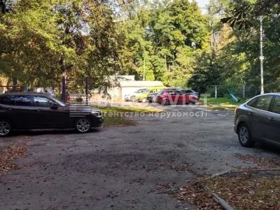 Квартира. Київ, Ольжича вул.
