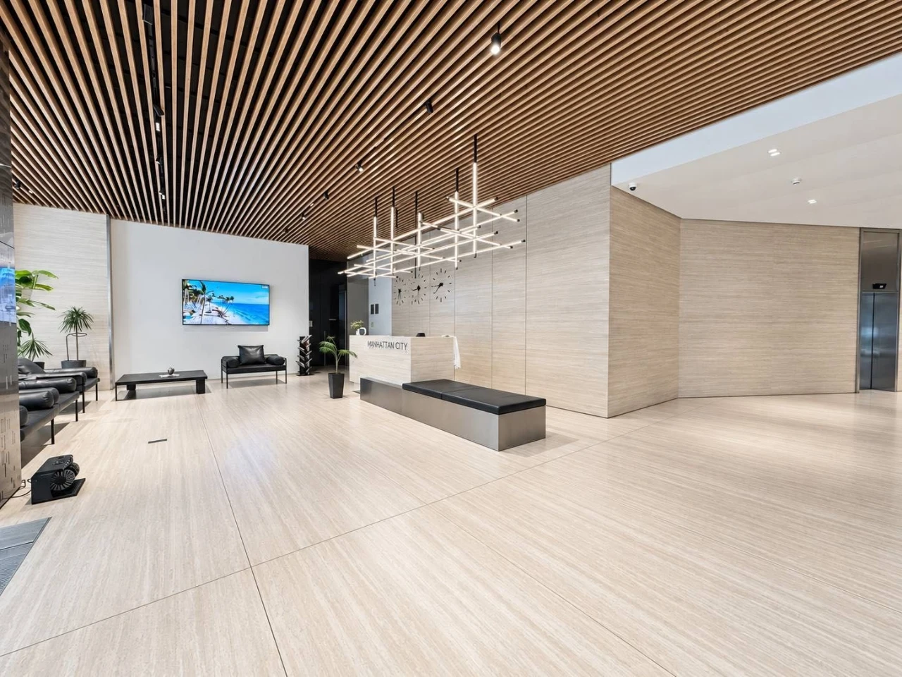 VIEWS OF 1-ROOM APARTMENT IN MANHATTAN CITY | 52.9 sq m | 10th floor