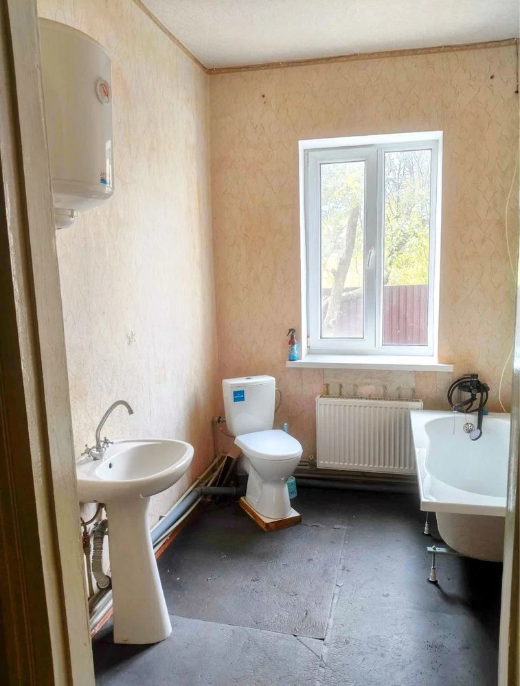 For Sale: HOUSE in KRASNOPOLYAE