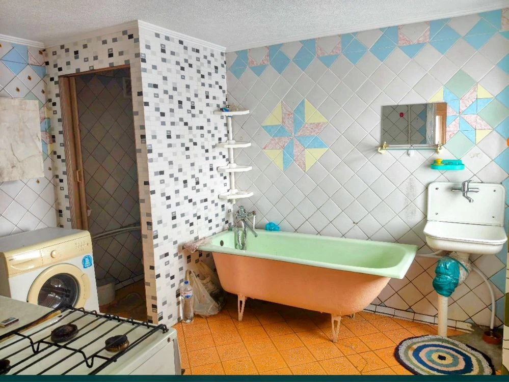 For Sale: HOUSE in KRASNOPOLYAE