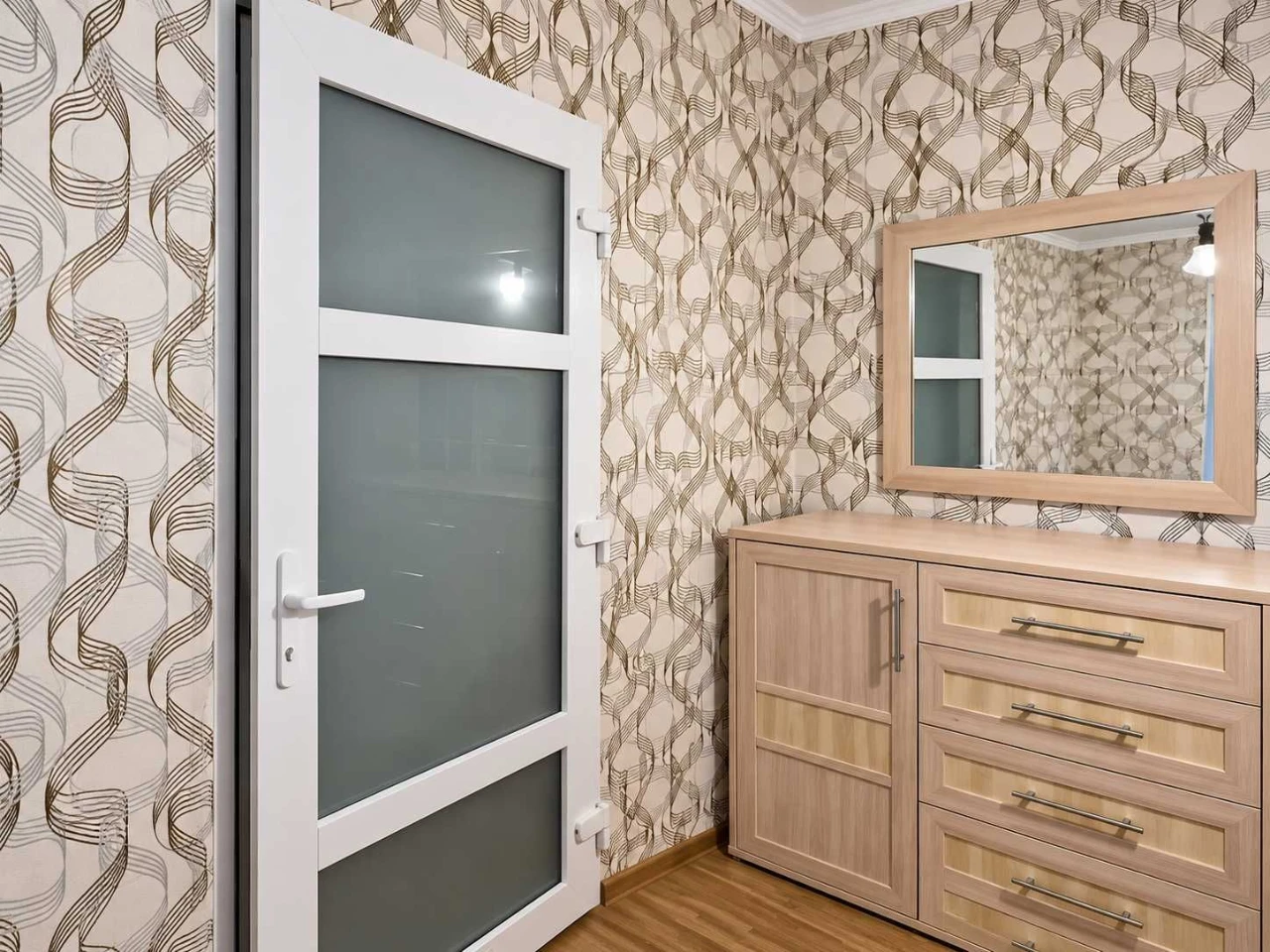 Продаж 2 кімнатної квартири. Зуп. Зигіна - 3 хв. Індивідуаль