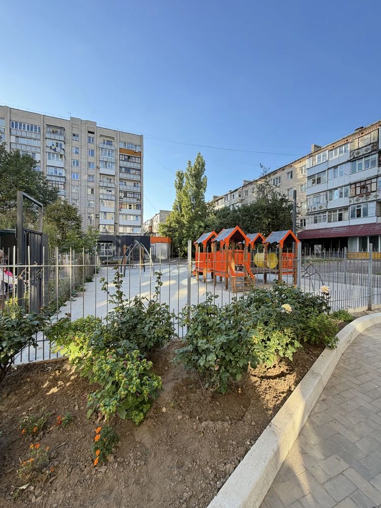 For Sale: 3-room apartment in a New Building in the Center with Euro-renovation, 90 sq m