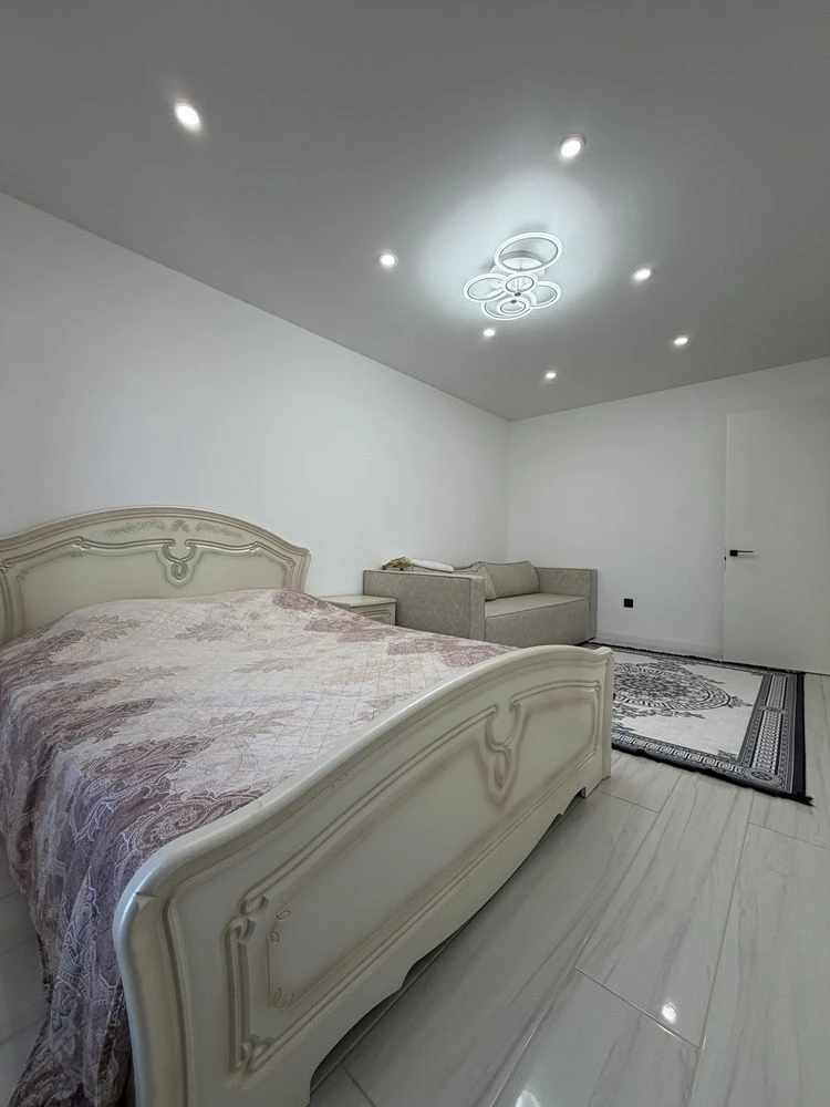 For Sale: 3-room apartment in a New Building in the Center with Euro-renovation, 90 sq m