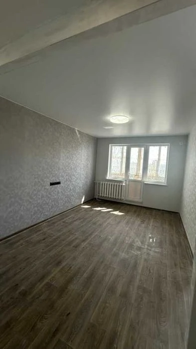 Selling a 1-room apartment in Byron, Kommunalny Market, New Houses