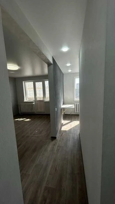 Selling a 1-room apartment in Byron, Kommunalny Market, New Houses