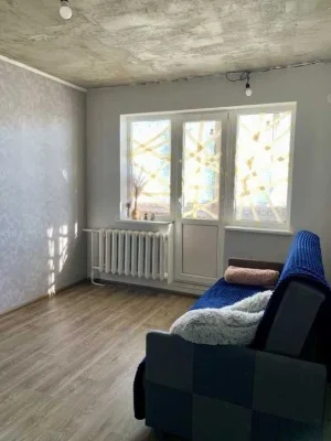 Selling a 1-room apartment in Byron, Kommunalny Market, New Houses