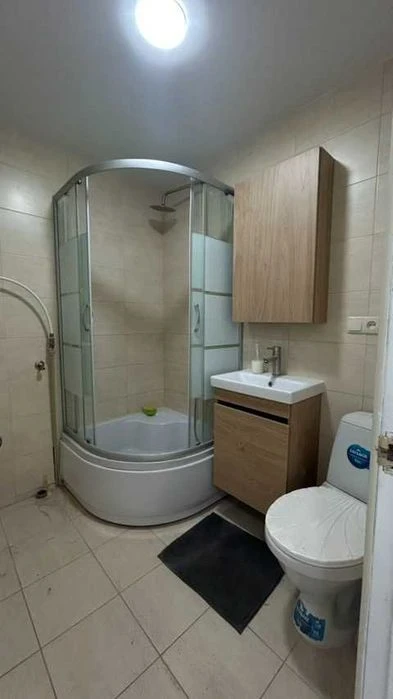 Selling a 1-room apartment in Byron, Kommunalny Market, New Houses