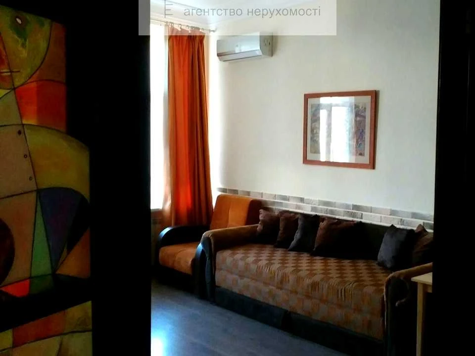 Apartment. Large Vasylkivska Street, Kyiv