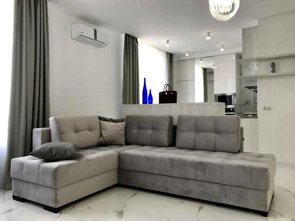 Studio Apartment. Zhuravlina St., Kyiv