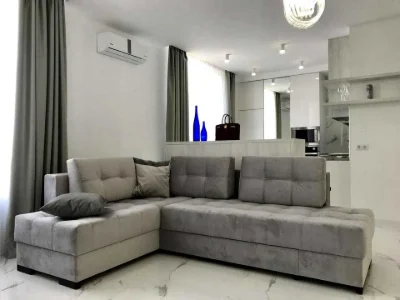 Studio Apartment. Zhuravlina St., Kyiv