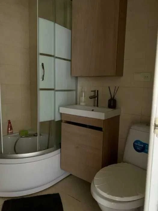 Selling a 1-room apartment in Byron, Kommunalny Market, New Houses