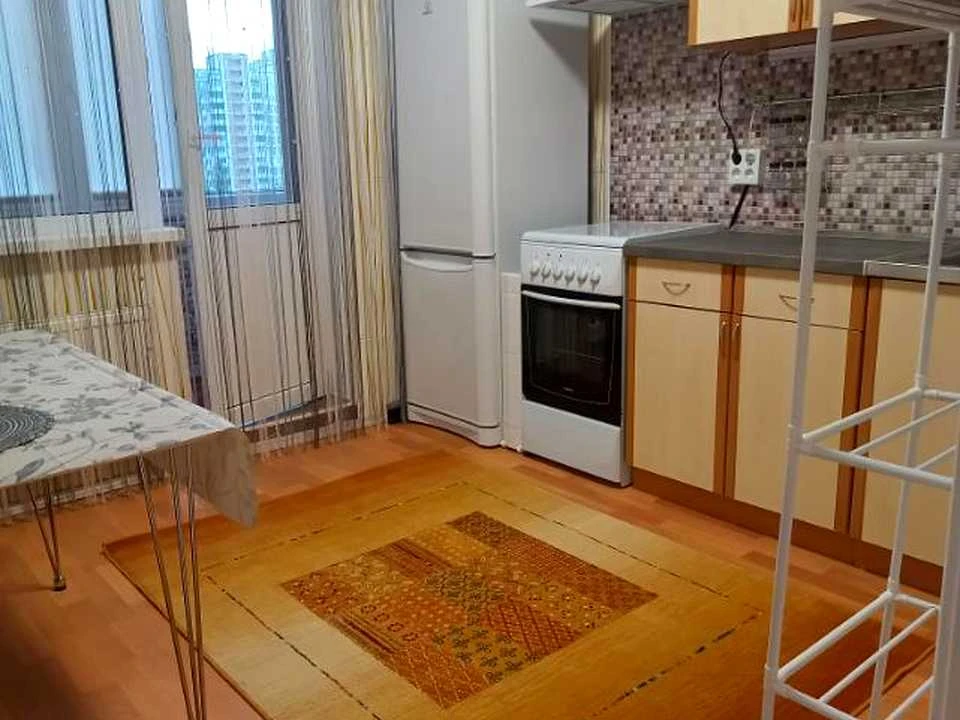 Квартира. Київ, проспект Червоної Калини