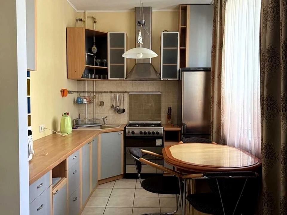 Квартира. Київ, Лабораторна вул.