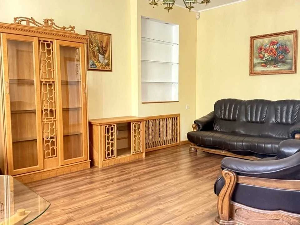 Квартира. Київ, Лабораторна вул.