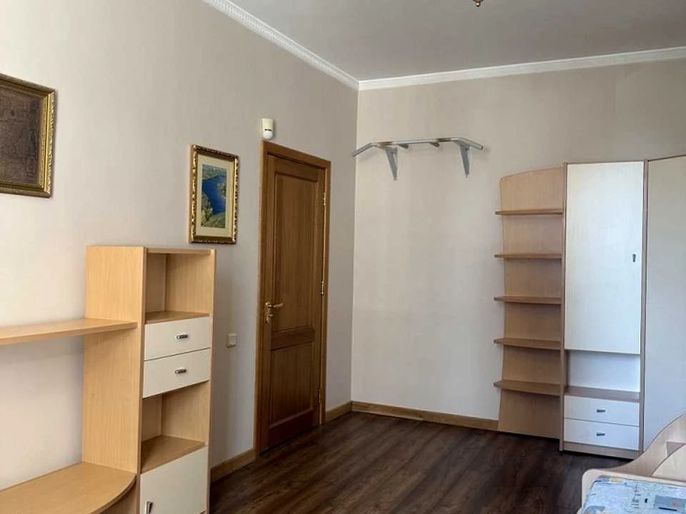 Квартира. Київ, Лабораторна вул.