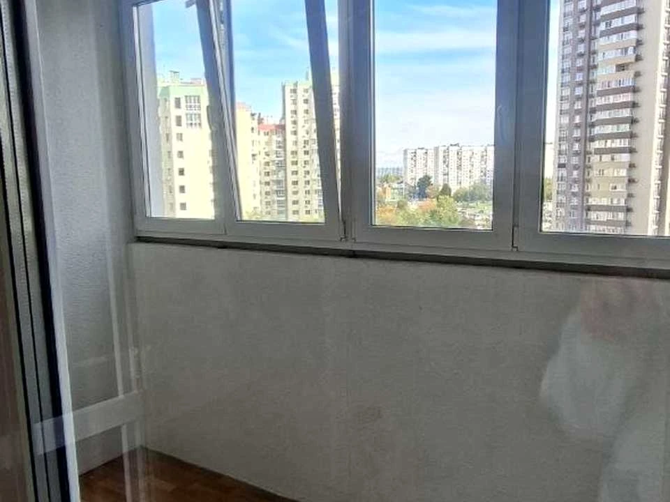 Apartment. Mikols'ko-Slobids'ka Street, Kyiv