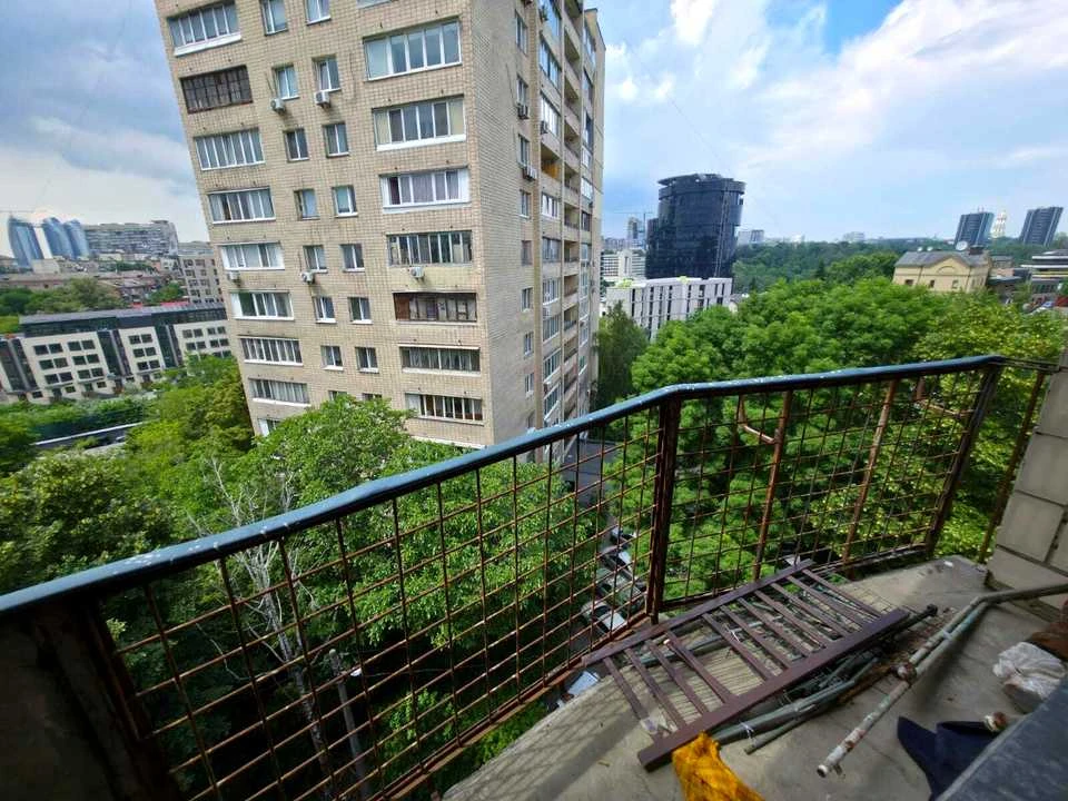 Apartment. Lomasivska Street, Kyiv