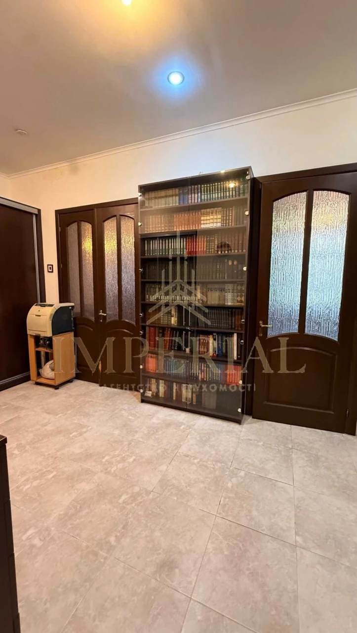 Продається 3-кімнатна квартира 80 м² | Історичний центр Києва