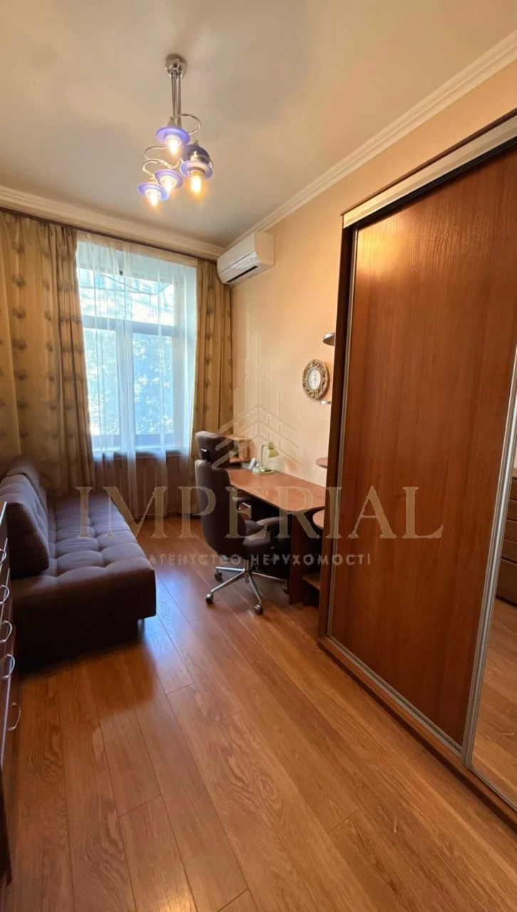 Продається 3-кімнатна квартира 80 м² | Історичний центр Києва