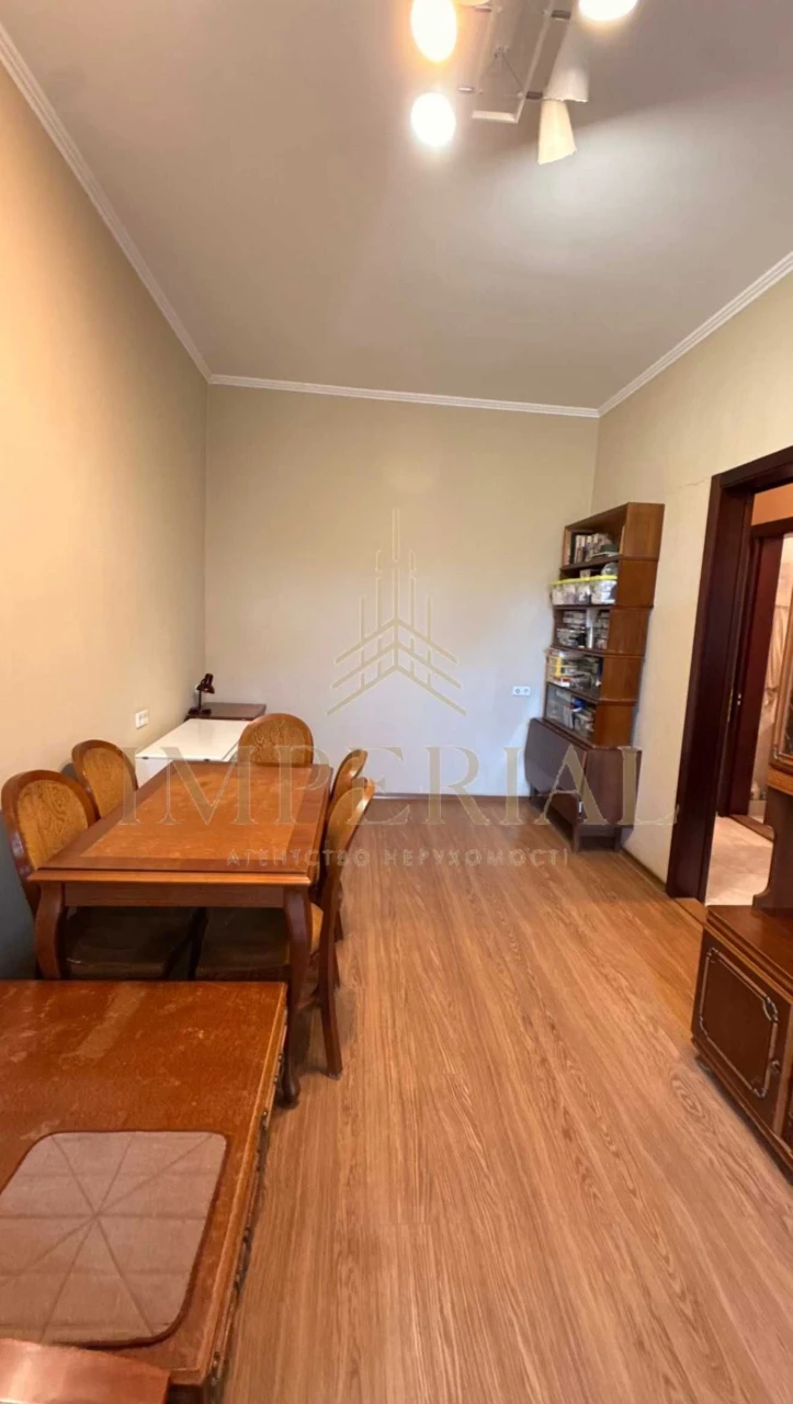 Продається 3-кімнатна квартира 80 м² | Історичний центр Києва