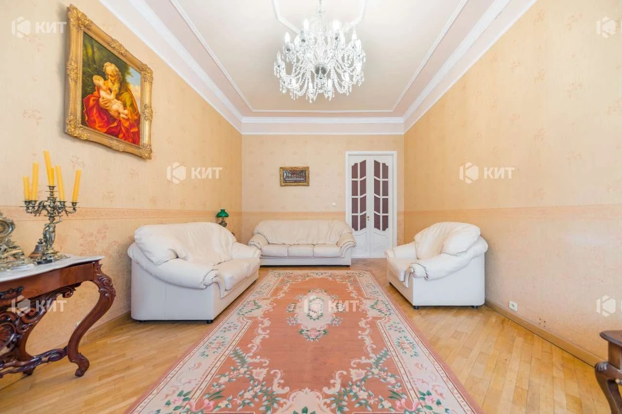 4к. 150м2 Центр ( ул. Чигирина, м. Исторический Музей ) 12154