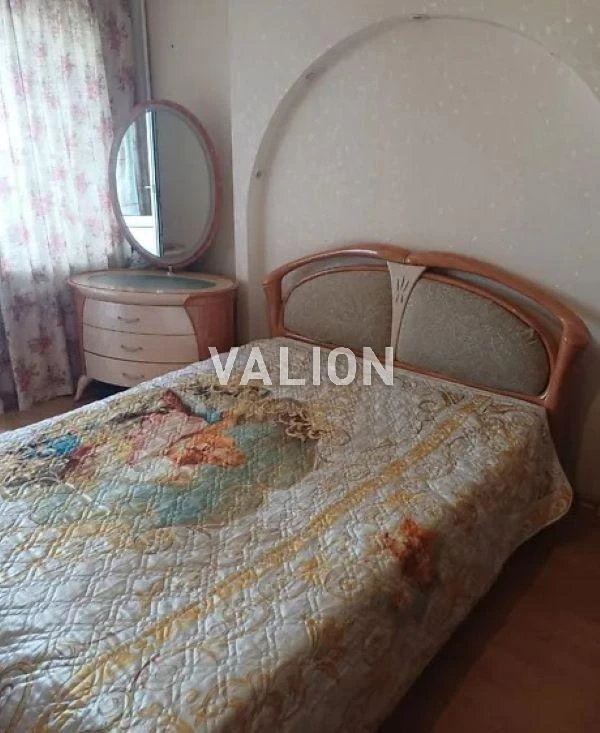3-room apartment for sale, Panteleimon Kulisha St. 11