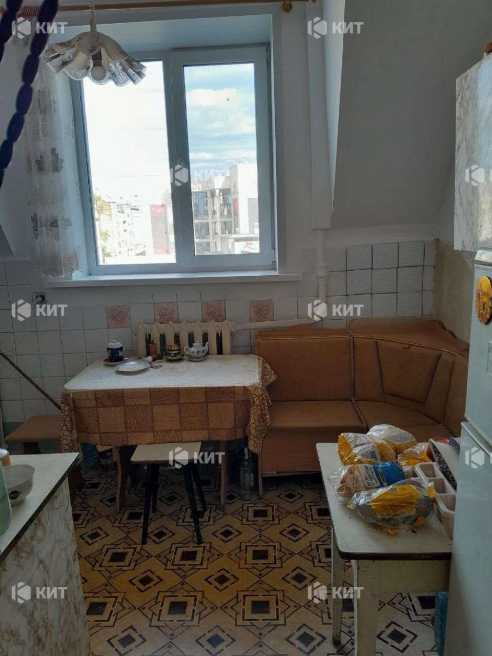 3к.74м2 Центр 100% ЖБ ( м. Площа Конституции, кафе 1654 )