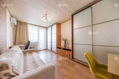 1 room, 36 sq m, Center (Наукова metro, Klochkovska str. 19)