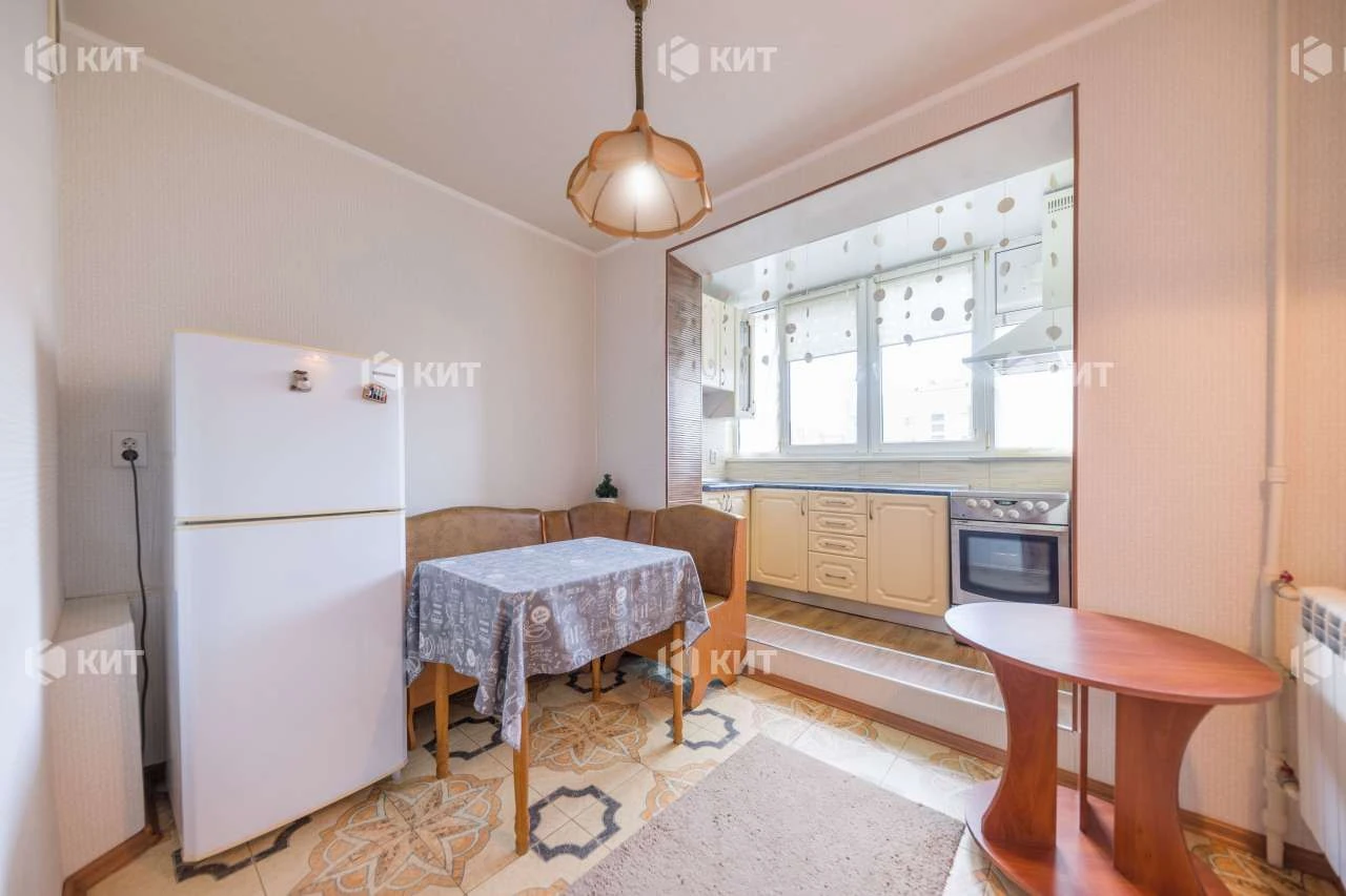 1 room, 36 sq m, Center (Наукова metro, Klochkovska str. 19)