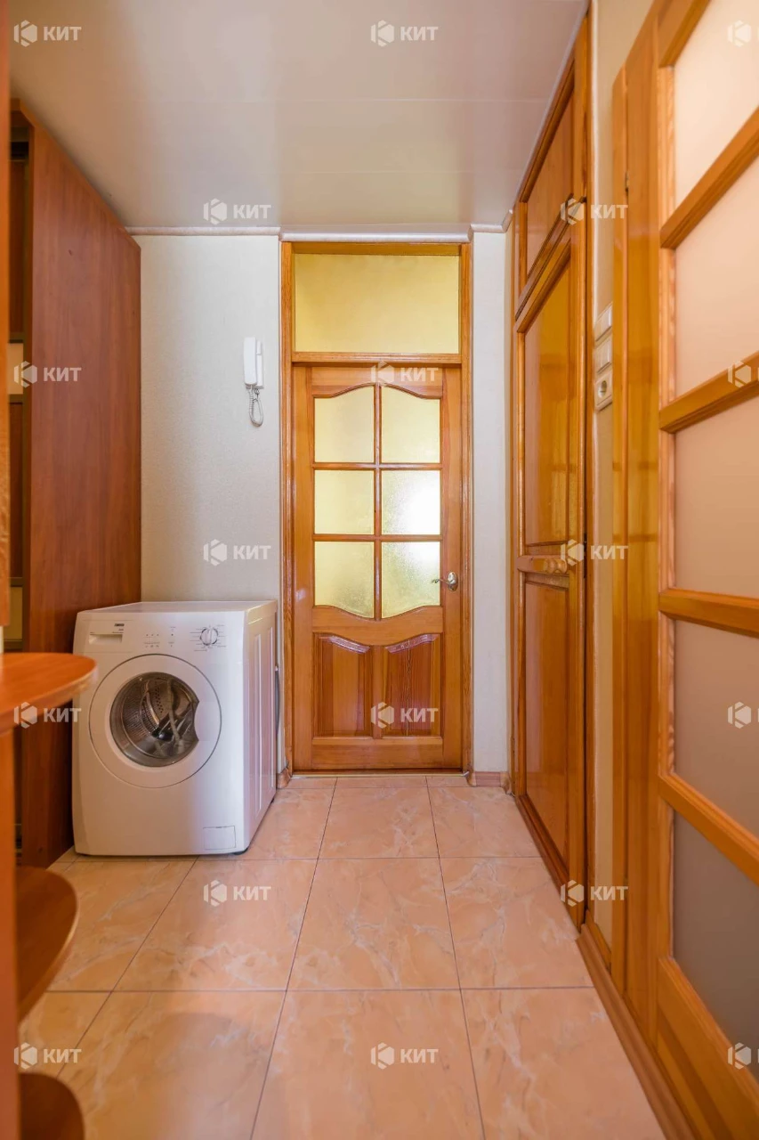 1 room, 36 sq m, Center (Наукова metro, Klochkovska str. 19)