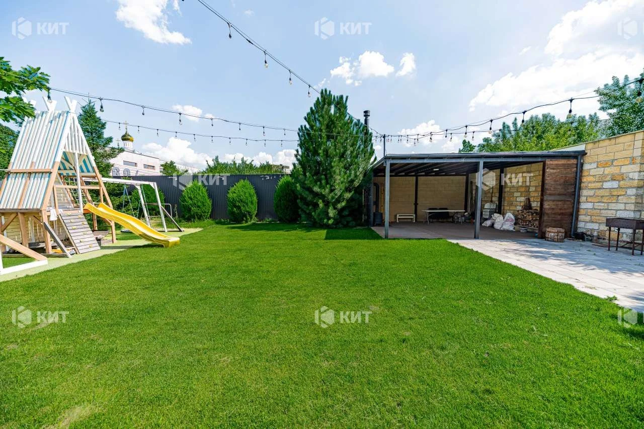 House 250 sq m, Pavlov Pole, st. Science 65, Alekseevka (Alekse