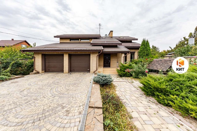 House, area Novy Budinki, 22 hospital, 360 sq m, 8 acres, 9516