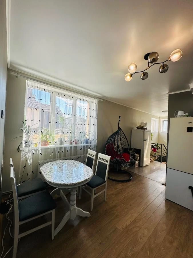 Apartment for sale in a four-apartment building | 99 m² | near park Шевченка