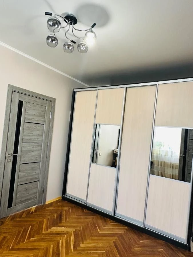 Apartment for sale in a four-apartment building | 99 m² | near park Шевченка