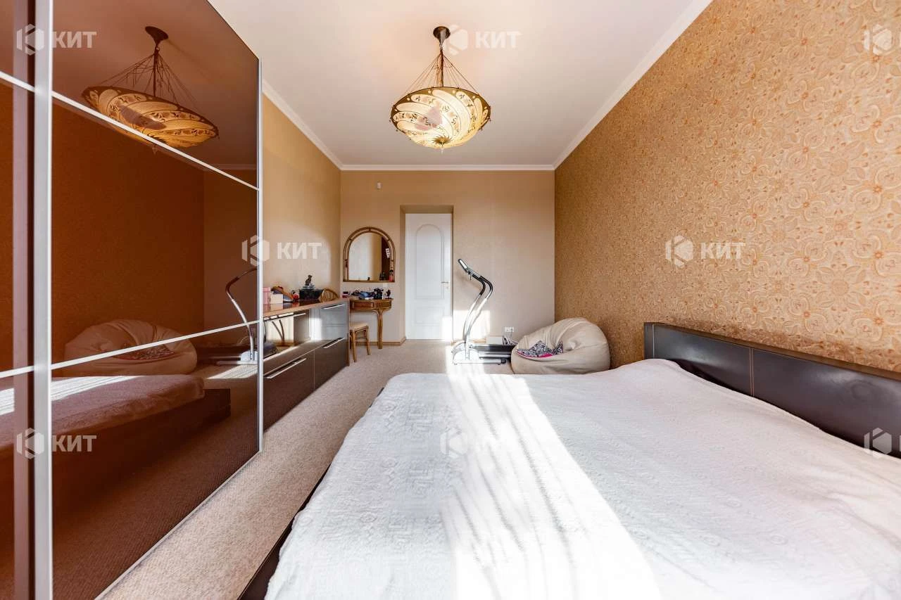 5к, 150 м2, Центр (метро Пушкинская, ул. Багалея 17) 103954