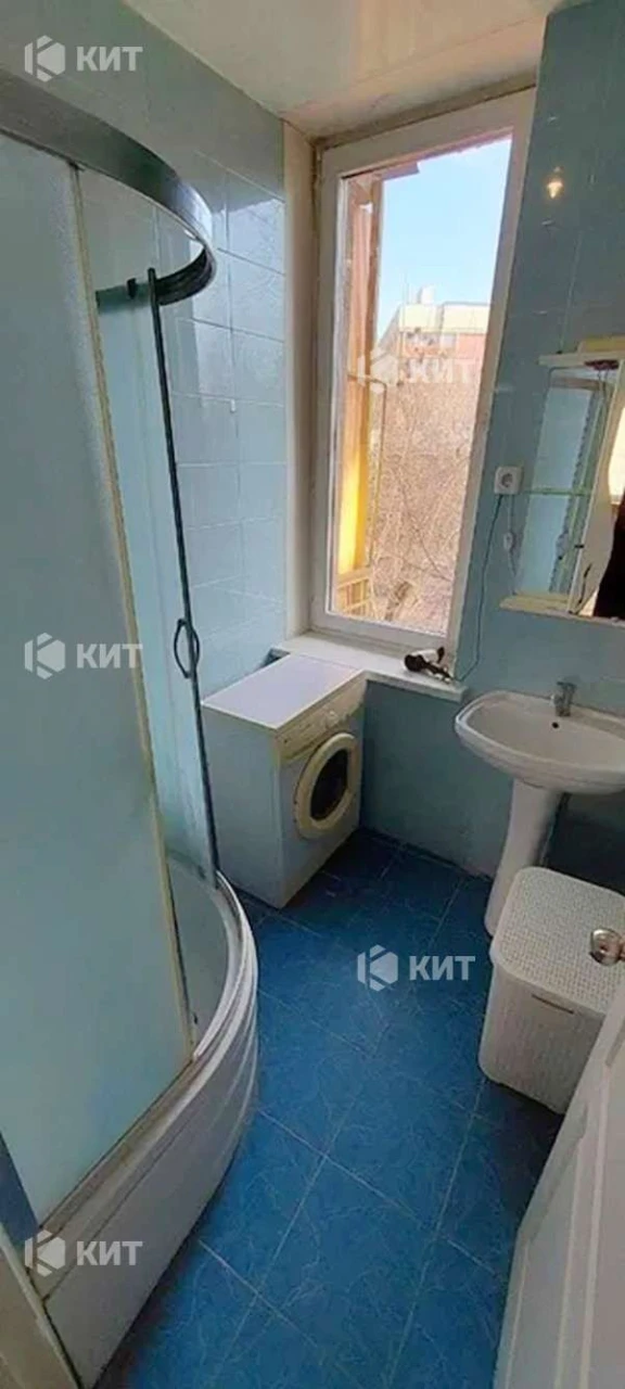 3-комнатная квартира, 57 м², Центр (Каплуновский пер., м. Архитектора Бекетова)