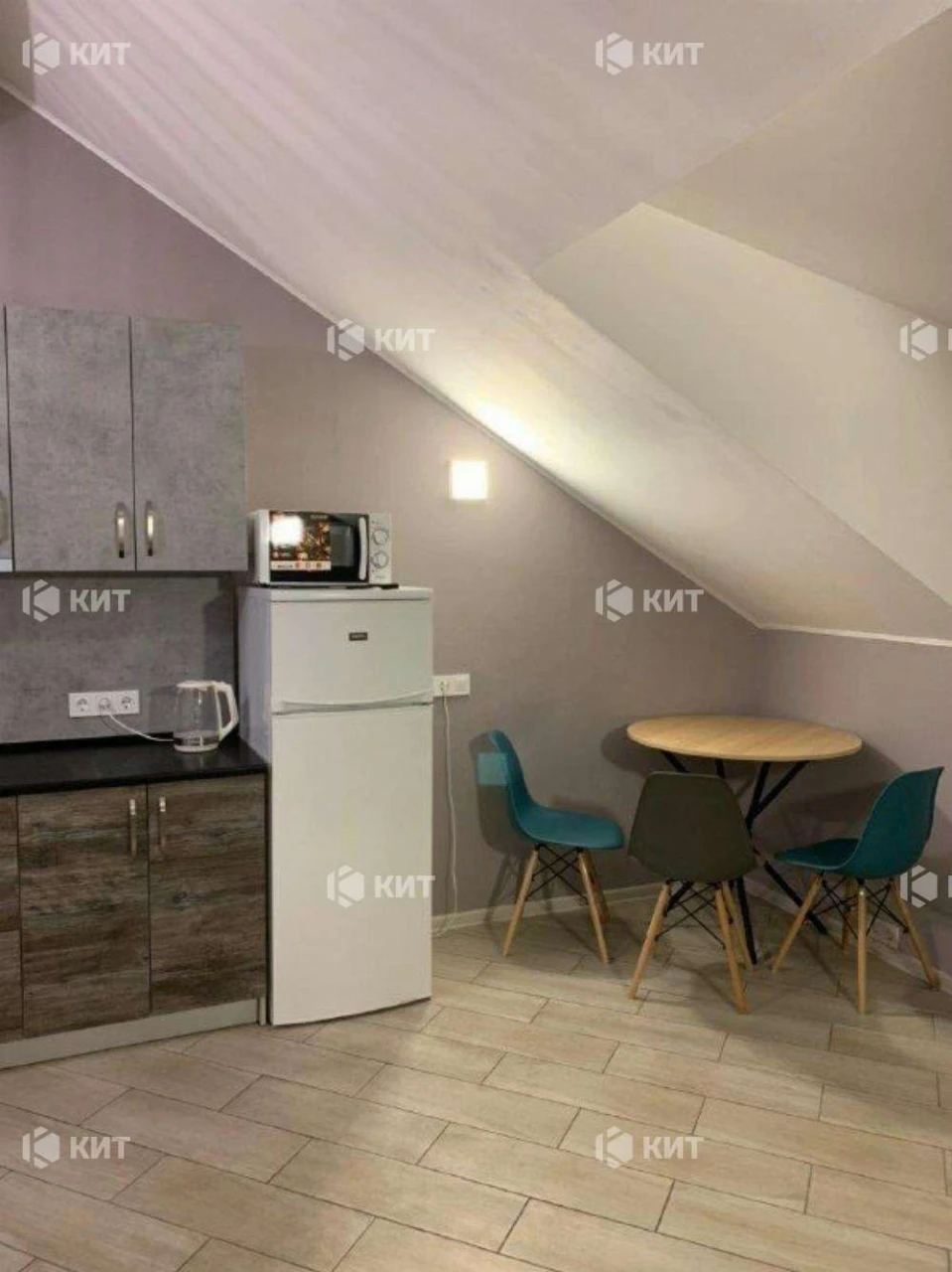 3к. 45м2 Центр (Короленка 25, ТРЦ Никольский, площадь Конституции