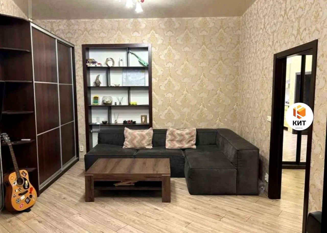 2к. 51м2, Центр (м. Архитектора Бекетова, ул. Алчевских 1/13