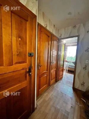 3к.65м2 Повстання (Восстания, Защитников Украины, Конный рын