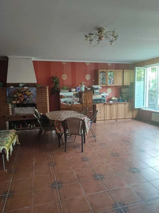 Urgent sale of a house for two families, Dniprovsky district