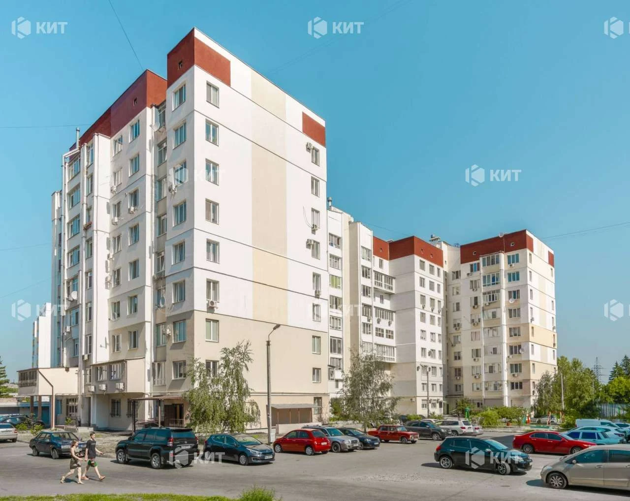 1к. 38 м2, проспект Захисників України