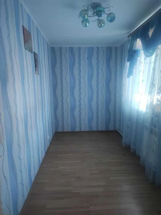 Urgent sale of a house for two families, Dniprovsky district
