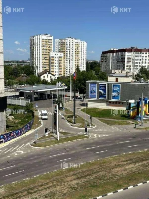2к.68м2 Центр (Захисників України, Восстания, Героев Харьков