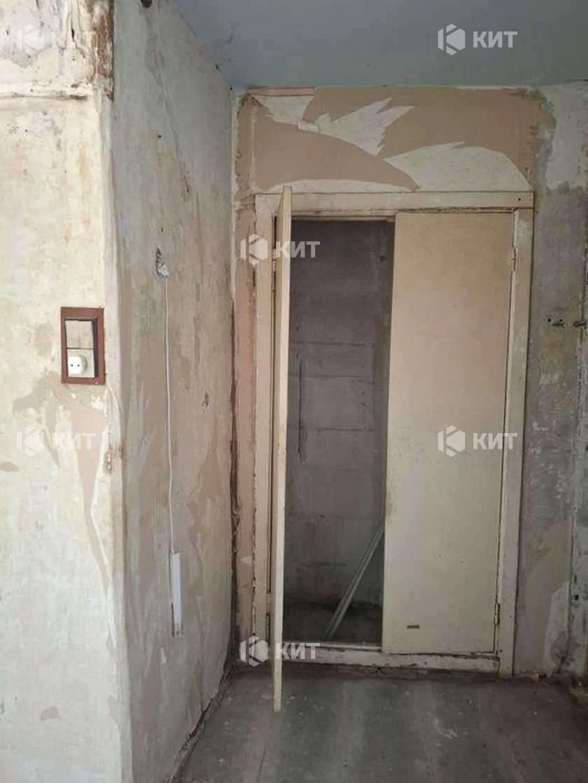1к. 32,7 м² Спортивна (Захисників України, Фесенківс)