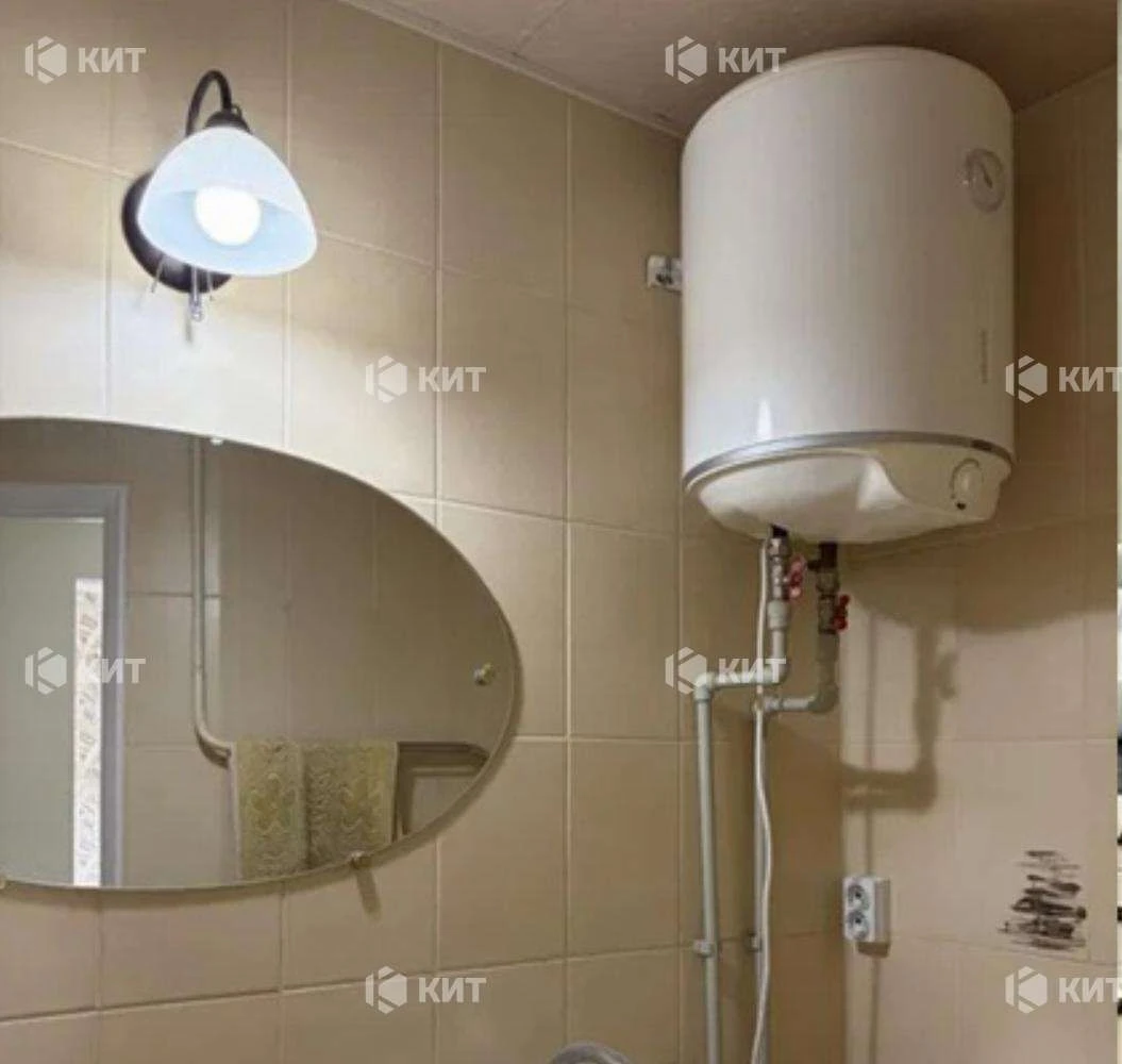 3к. 56 м² Павлово Поле ( м. 23 Августа, ул. 23 Августа 70) 1310